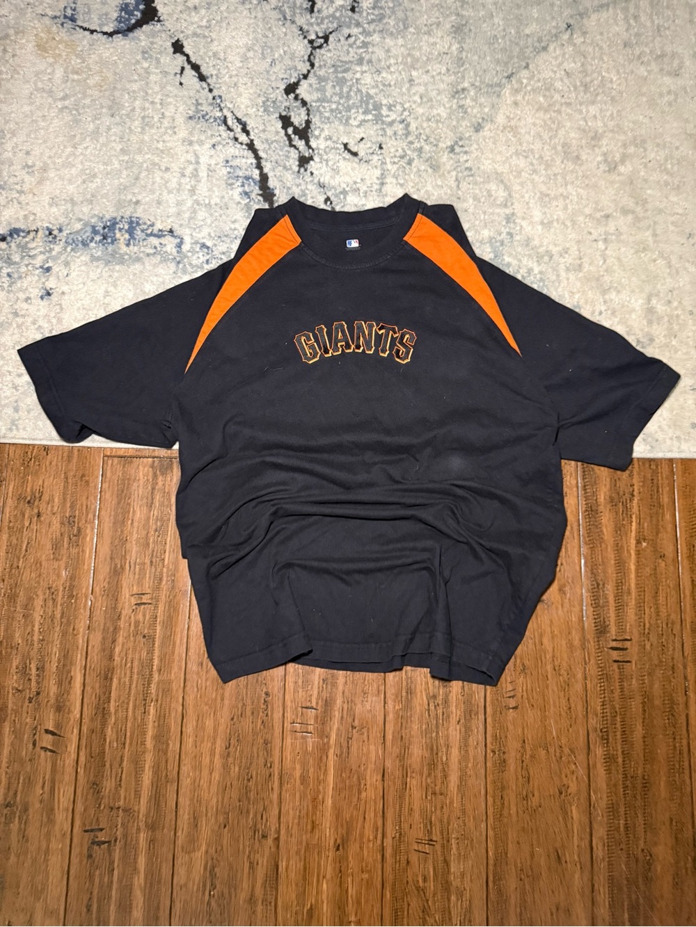 San Francisco Giants MLB Genuine Merchandise Embroidered T-Shirt Men’s Large